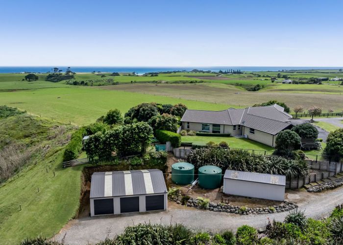  at 253 Lower Pitone Road, Oakura, New Plymouth, Taranaki
