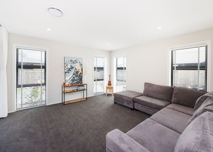  at 27 Coutts Way, Fitzherbert, Palmerston North, Manawatu / Whanganui