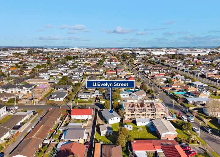  at 11 Evelyn Street, Papatoetoe, Auckland