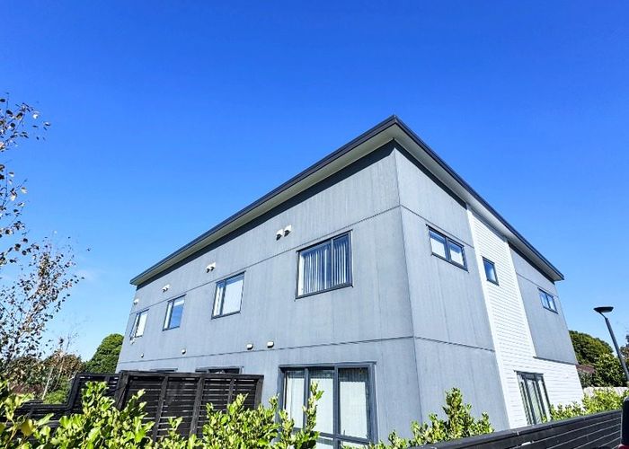  at 15 Sealord Place, Manurewa, Manukau City, Auckland