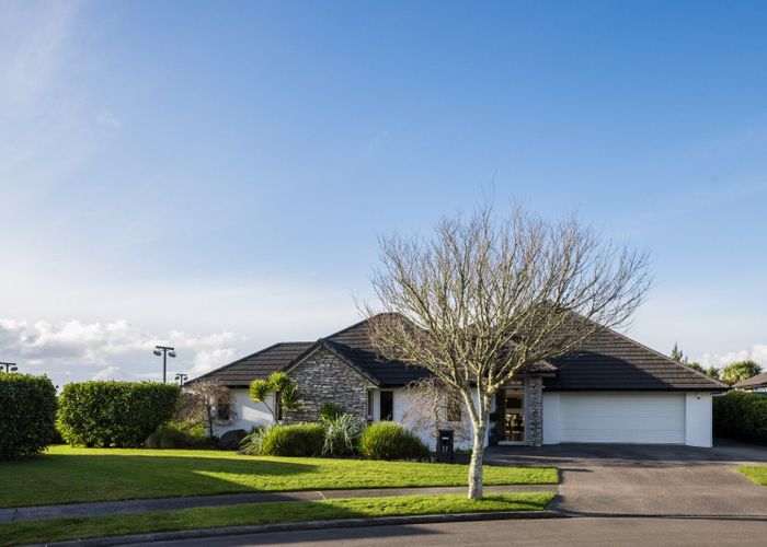  at 17 Bentley Rise, Flagstaff, Hamilton