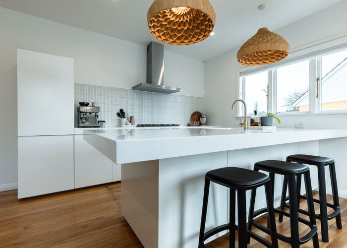  at 2 Plunket Terrace, Hamilton East, Hamilton
