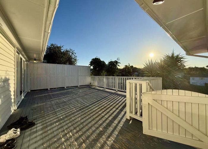  at 4 Tomo Street, New Lynn, Waitakere City, Auckland