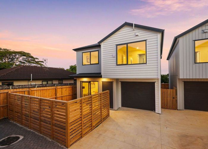  at Lot 2&4/8 Fortunes Road, Half Moon Bay, Manukau City, Auckland