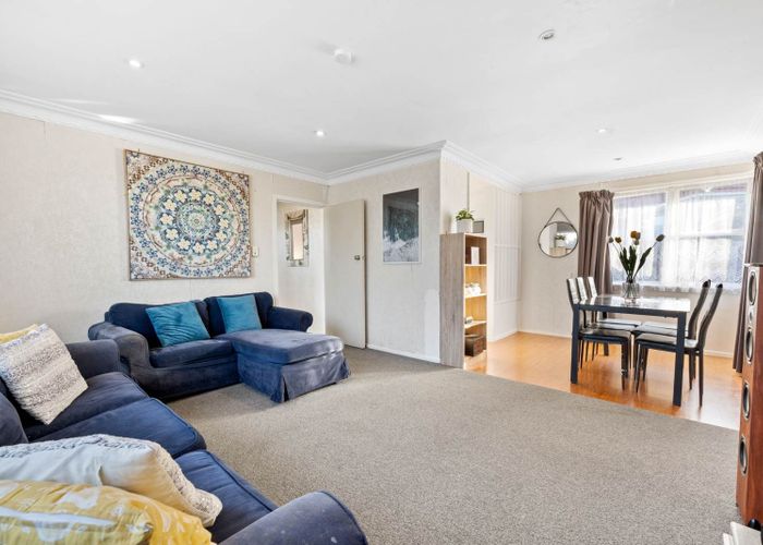  at 16 Ivon Road, Otara, Auckland