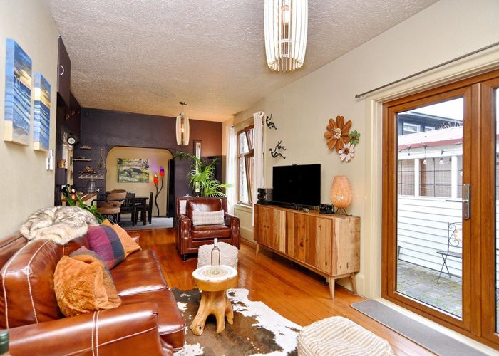  at 16 Estuary Road, New Brighton, Christchurch City, Canterbury