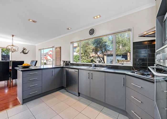  at 75 Wayne Francis Drive, Flat Bush, Auckland