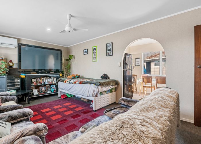  at 2 Sequoia Crescent, Owhata, Rotorua