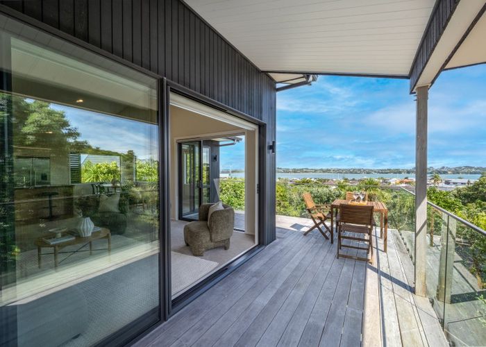  at 32C Devon Road, Bucklands Beach, Manukau City, Auckland