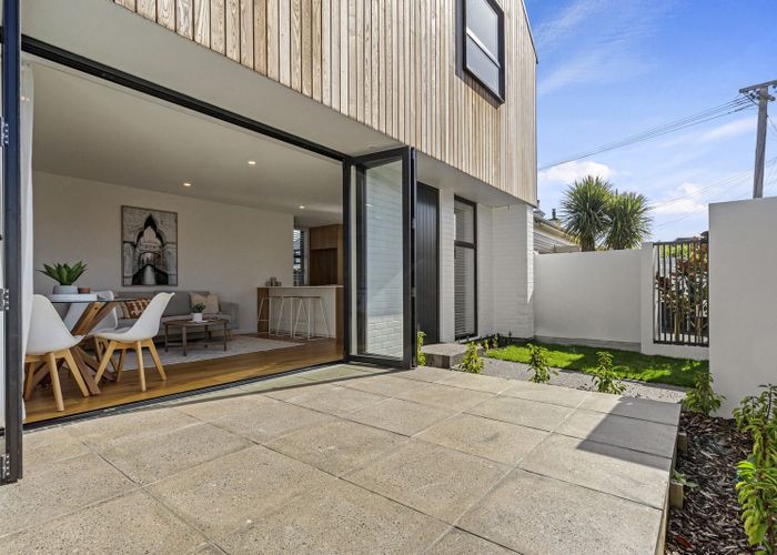  at 40 Clare Road, Merivale, Christchurch City, Canterbury