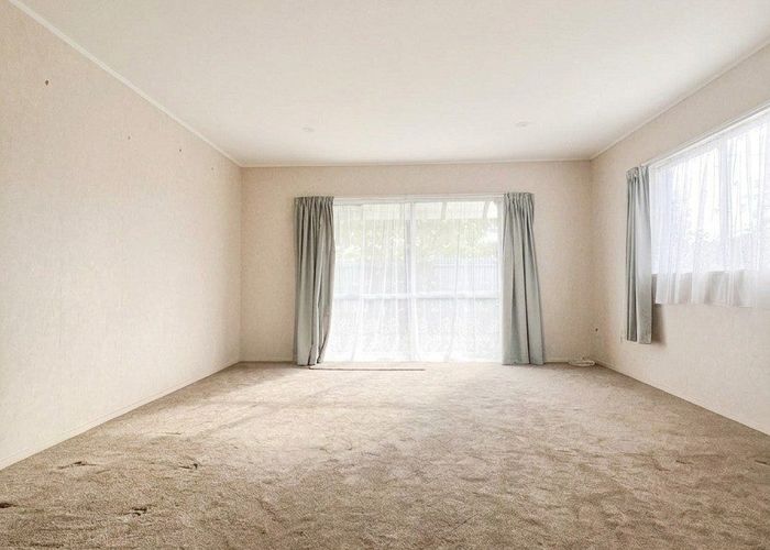  at 1/43 Holly Street, Avondale, Auckland City, Auckland