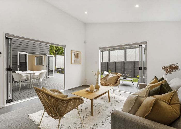  at 32a Matipo Rd, Mairangi Bay, North Shore City, Auckland