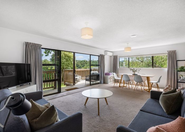  at 3/141 Verbena Road, Birkdale, North Shore City, Auckland