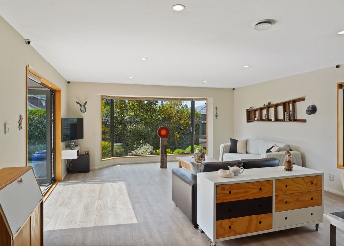  at 11 Glenmore Avenue, Casebrook, Christchurch
