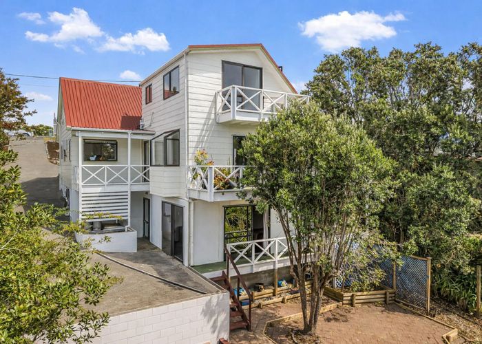  at 11 Moffat Road, Red Beach, Rodney, Auckland