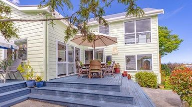  at 48 Hipango Terrace, Durie Hill, Whanganui