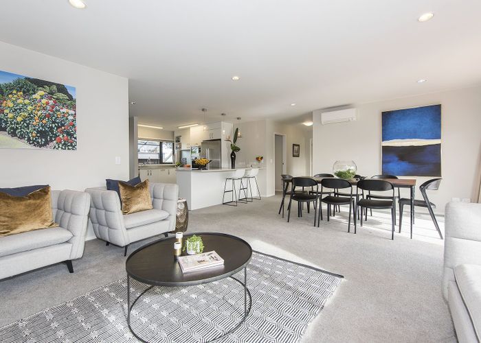  at 2/270 Jervois Road, Herne Bay, Auckland