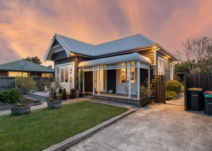  at 43 Cleveland Street, Edgeware, Christchurch