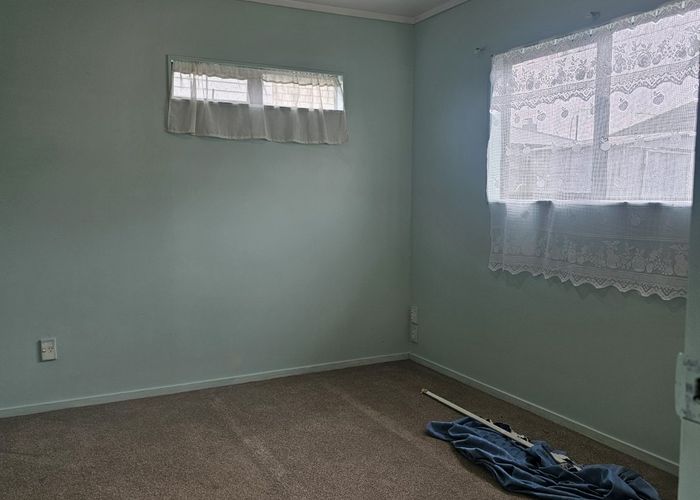  at 11a Reagen Road, Manukau, Manukau City, Auckland