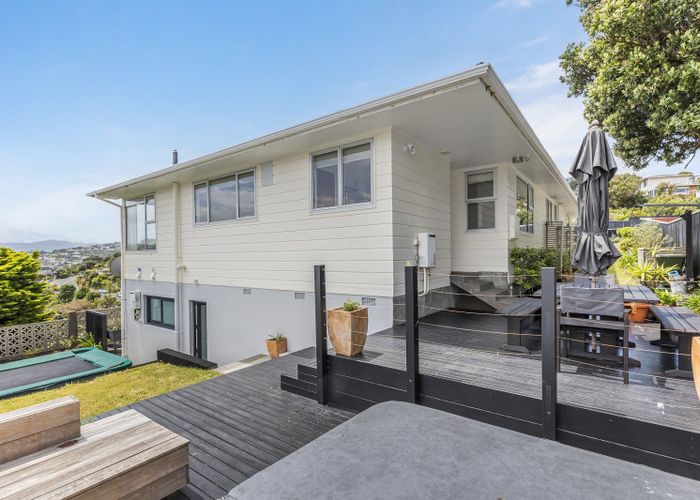  at 9 Dallas Court, Miramar, Wellington