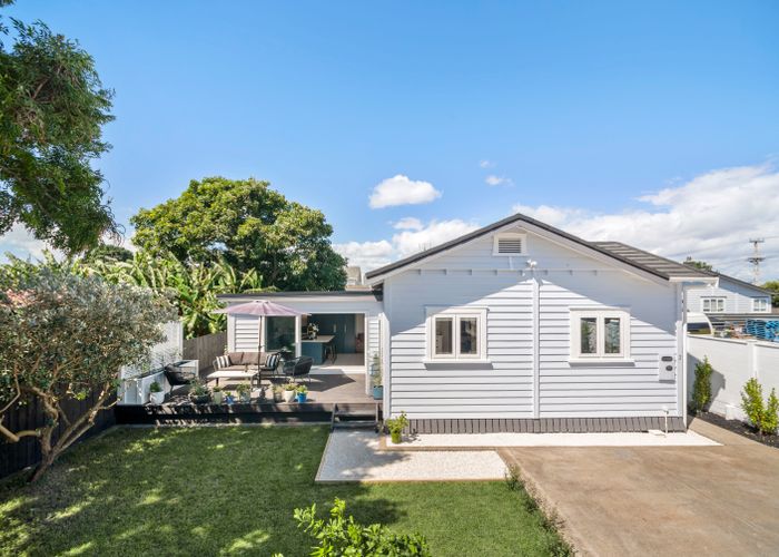  at 3 Waitangi Road, Onehunga, Auckland