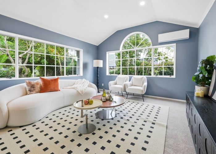  at 10 Highgate Place, Somerville, Manukau City, Auckland