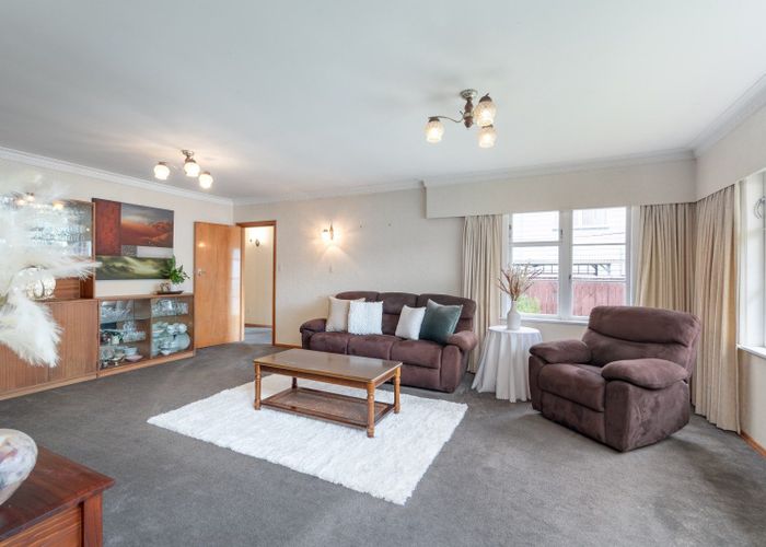  at 44 Kowhai Avenue, Ebdentown, Upper Hutt