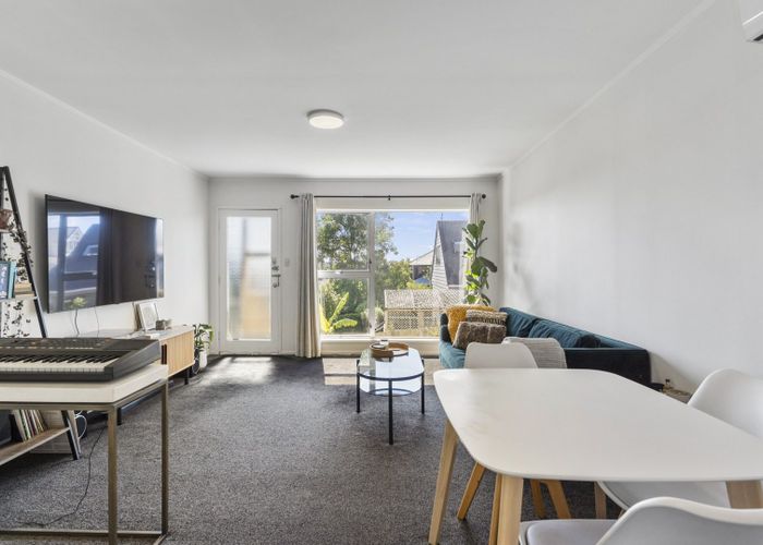  at 9/14 Seaview Terrace, Mount Albert, Auckland City, Auckland