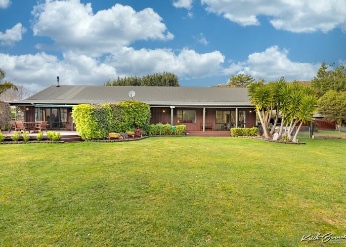  at 94 Emerald Hill Drive, Birchville, Upper Hutt