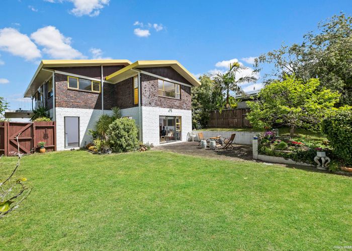  at 12 Royal Road, Massey, Auckland