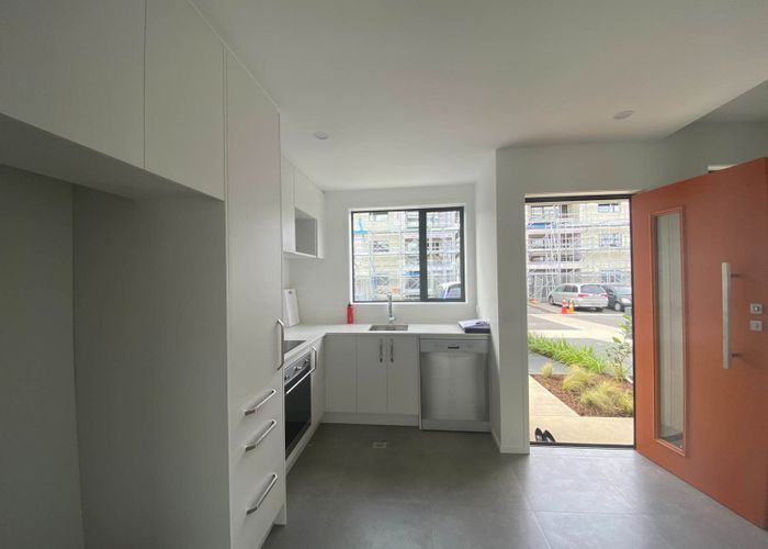  at 5 Ara Kataraina, Mangere, Manukau City, Auckland