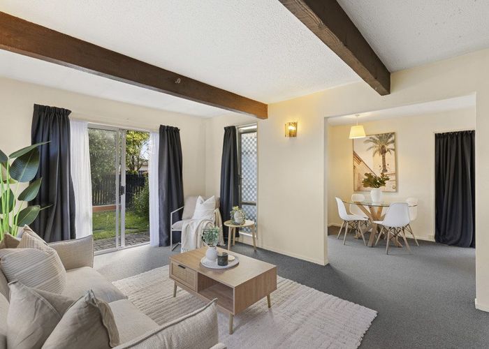  at 2/14A Kruse Place, Redwood, Christchurch City, Canterbury