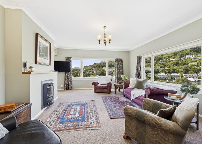  at 8 Allington Road, Karori, Wellington, Wellington