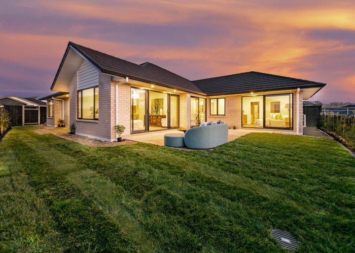  at 29 Tipu Crescent, Milldale, Rodney, Auckland