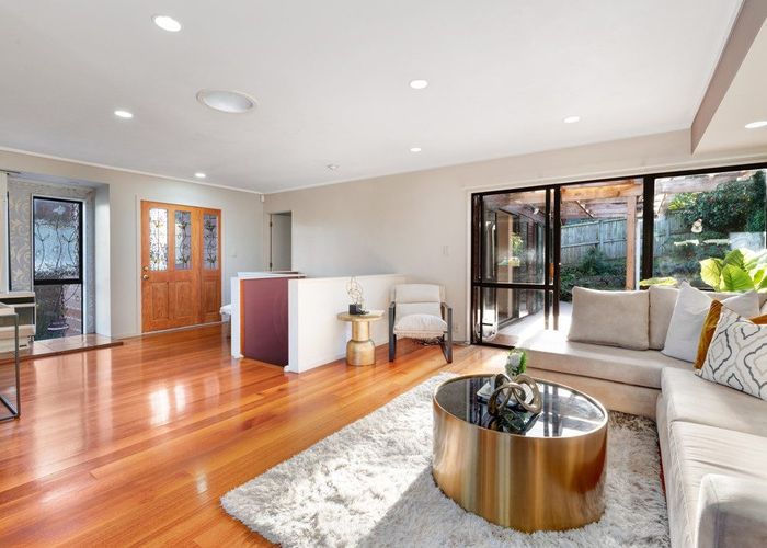 at 2/8 Antrim Grove, Bayview, North Shore City, Auckland