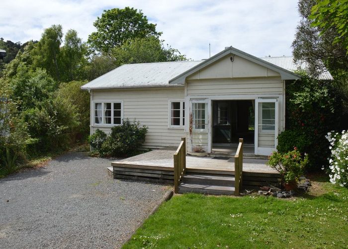  at 5 Rue Lavaud, Akaroa, Banks Peninsula, Canterbury