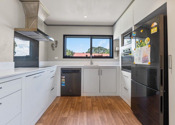 at 15 Virginia Place, Whalers Gate, New Plymouth