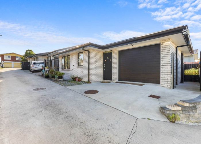  at 9B Hollinbrigg Place, Manurewa, Manukau City, Auckland