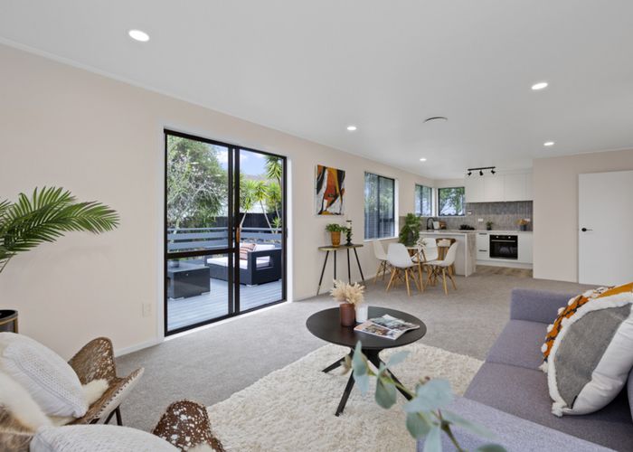  at 39 Hassan Drive, Massey, Auckland