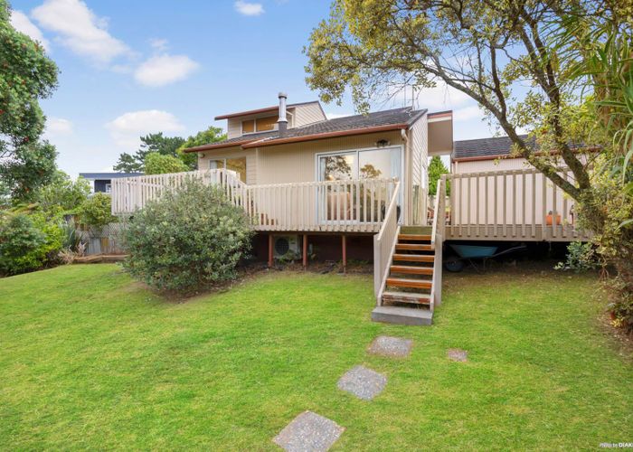  at 6 Gothic Place, Lynfield, Auckland