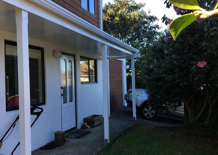  at 37a Roberts Rd, Glenfield, North Shore City, Auckland