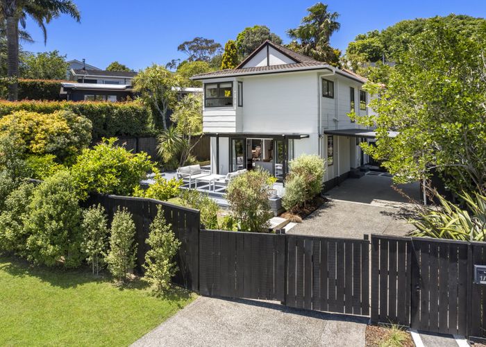  at 1/2 Telstar Place, Beach Haven, Auckland