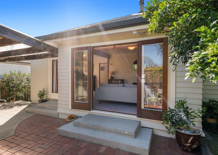  at 45 Mount Street, Nelson South, Nelson