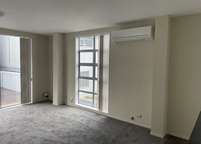  at 35E Garnet Road, Westmere, Auckland