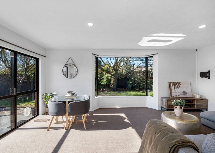  at 2/4 Banks Street, Templeton, Christchurch City, Canterbury