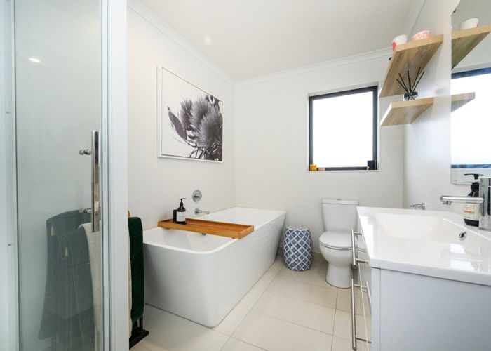  at 18 Galea Grove, Kelvin Grove, Palmerston North, Manawatu / Whanganui