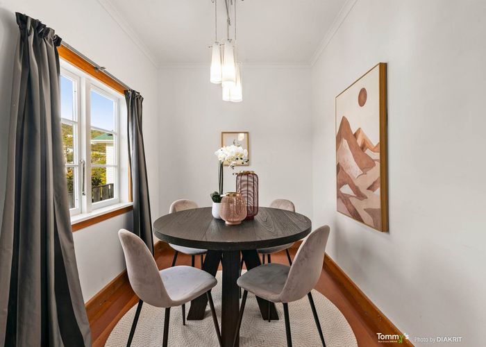  at 6 Hathaway Avenue, Karori, Wellington, Wellington
