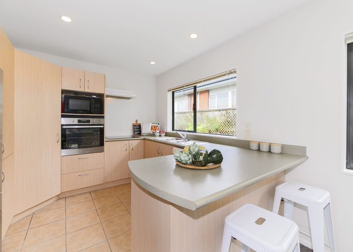  at 1/127 Boundary Road, Blockhouse Bay, Auckland City, Auckland