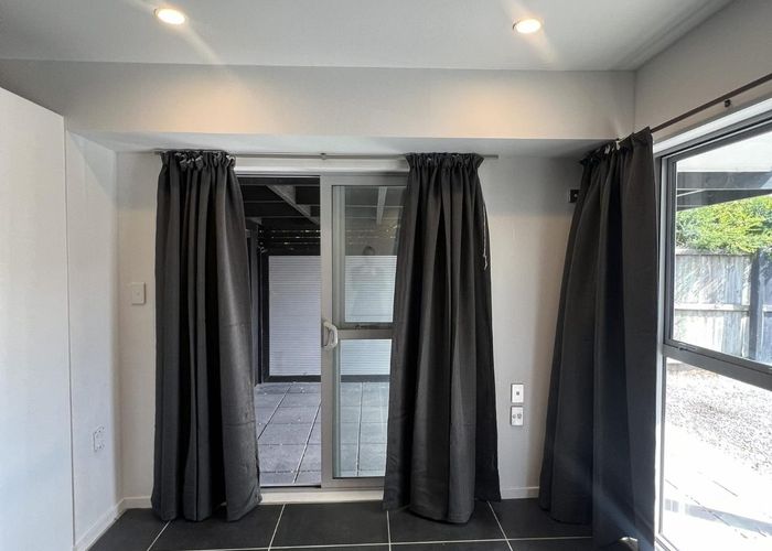  at 2/630 Hereford Street, Linwood, Christchurch City, Canterbury