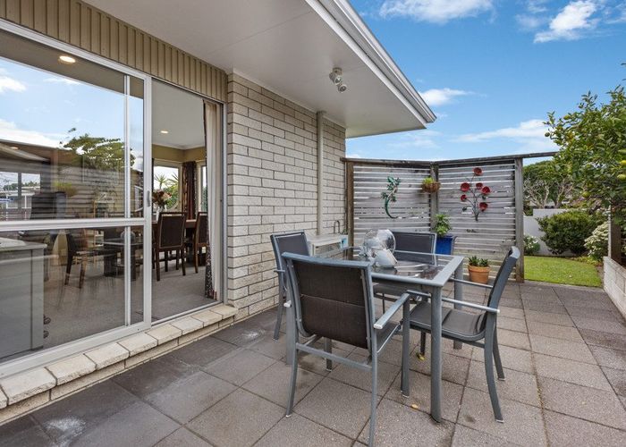  at 4 Evelyn Place, Welbourn, New Plymouth